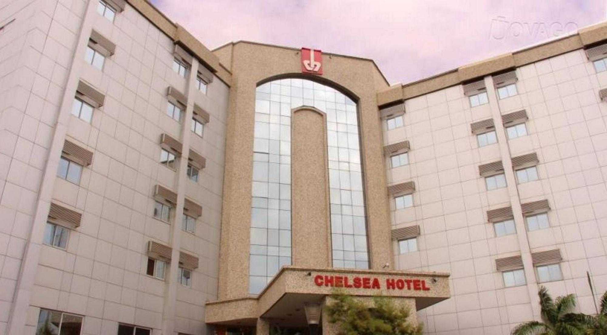 Room In Lodge - The Chelsea Hotel Abuja Extérieur photo